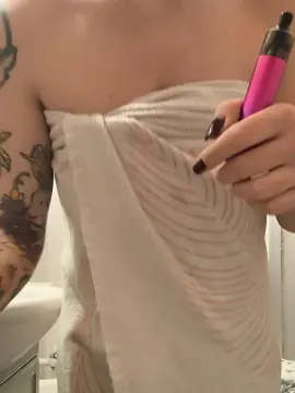 Cam4 Live Sex of marikahotfun