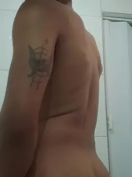 Cam4 Nude Webcam of Baiano21Dot