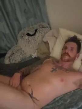 Cam4 Live Sex of HardwrkingK0