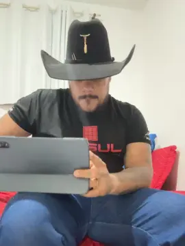 Cam4 Free Porn Cam of luizfer18