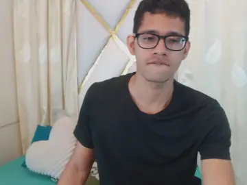 Cam4 Live Porn of DaveBakers