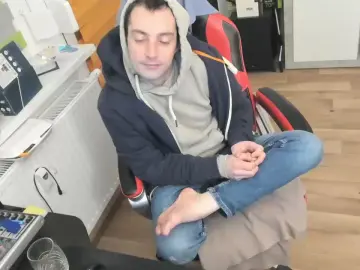 Cam4 Private Sex Chat of tonibiteen21