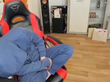 Cam4 Nude Webcam of tonibiteen21