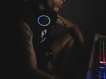 Cam4 Private Sex Chat of carlitos578