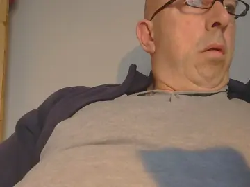 Cam4 Nude Webcam of scooby53