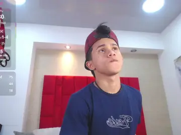 Cam4 Live Porn of DannySantoro