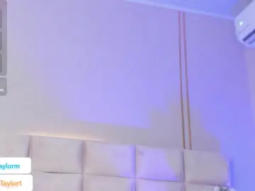 Daisytaylor19 from cam4