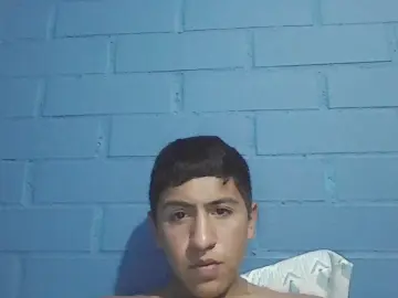 Cam4 Private Sex Chat of Morenohot699