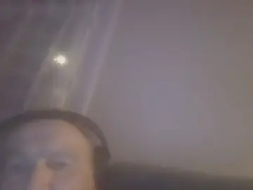 Cam4 Live Porn of roro1947