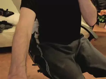 Cam4 Live Sex Cam of sexyman_fr