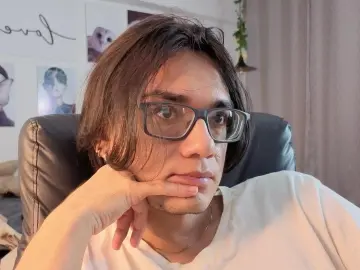 Cam4 Free Porn Cam of davoxer