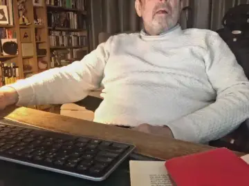 Cam4 Free Live Porn of robbie3