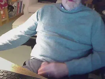 Cam4 Live Porn of robbie3