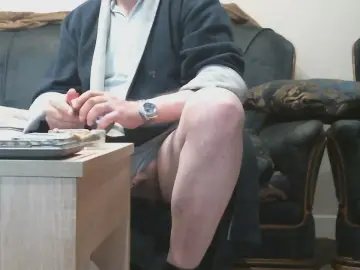 Cam4 Live Sex Cam of tusioh