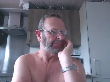 Cam4 Live Sex of curvycock67