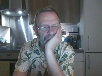 Cam4 Live Porn of curvycock67