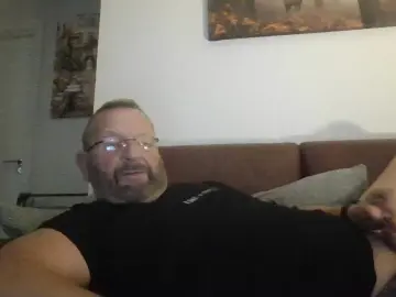 Cam4 Private Sex Chat of curvycock67