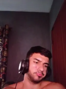 Cam4 Live Sex of robsonhaha