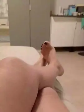 Cam4 Live Porn of TinyJasmine