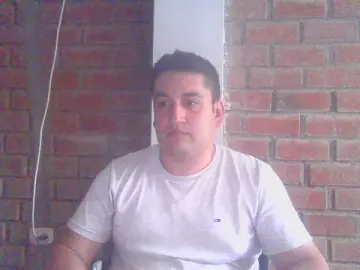 Cam4 Live Sex Cam of builtfpleasure