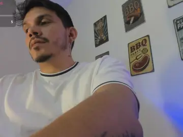 Cam4 Live Porn of alejandro_stark