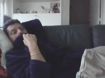 Cam4 Watch Live Sex Cams of lossee3