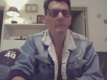 Cam4 Free Porn Cam of lossee3