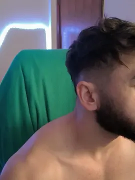 Cam4 Live Sex of musclejohn30