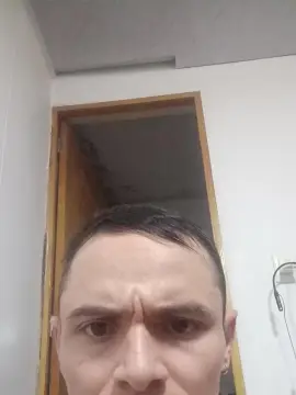 Cam4 Live Sex of djuan04