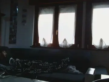 Cam4 Free Live Porn of locas94