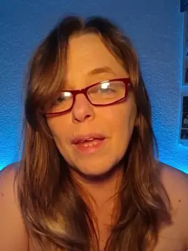 Cam4 Sex Chat of m_o_na_x