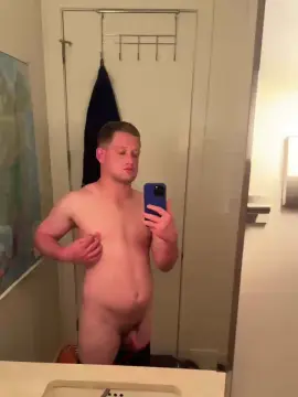 Cam4 Adult Webcams of CuriousFratBoi