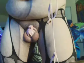 Cam4 Live Sex Cam of PiggyNVBottm