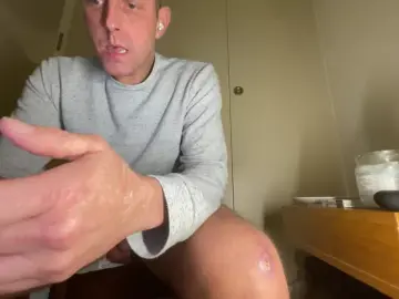 Cam4 Watch Live Sex Cams of chaudbi4