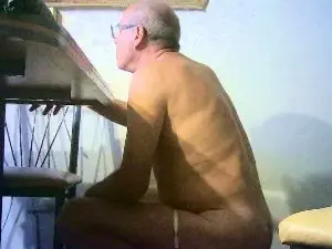 divinaporvos from cam4