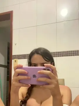 Cam4 Sex Cam of Mirellaoliveira