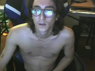 Cam4 Free Live Porn of Gregoreo96