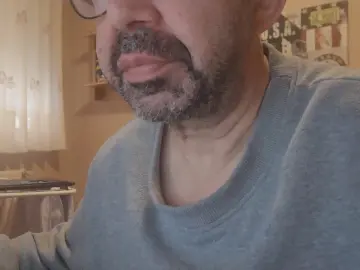 Cam4 Live Porn of feoperomajo1