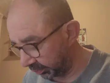 Cam4 Live Porn of feoperomajo1