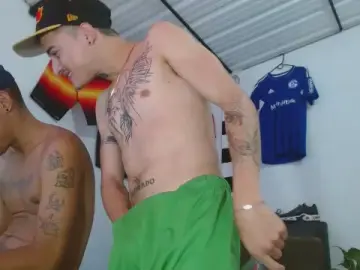 Cam4 Adult Webcam of Skinny23cm