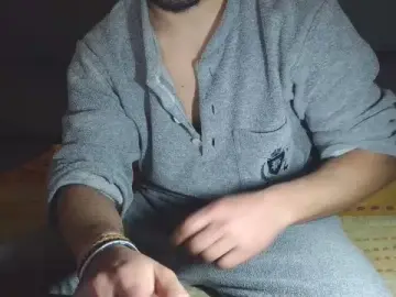 Cam4 Live Porn of pina35