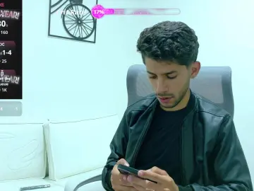 Cam4 Best Webcam of ALANVILLA_LOBO