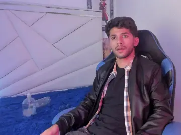 Cam4 Live Porn of ALANVILLA_LOBO