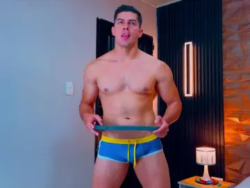 Cam4 Live Sex of Felipenmarce