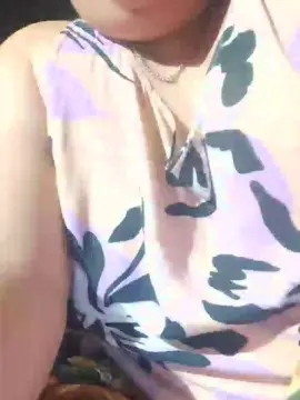 Cam4 Free Porn Cam of pequeomorbito1