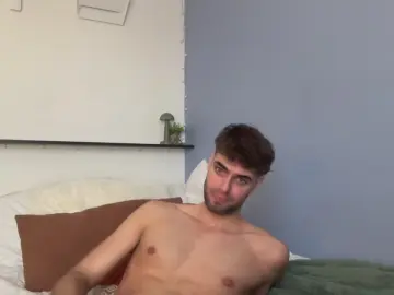 Cam4 Free Live Porn of TheBrokeScholar