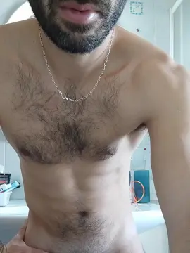 Cam4 Free Live Porn of 25andrea90