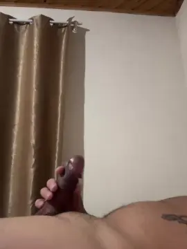 Cam4 Adult Video Chat of Pauzudaobrcotia