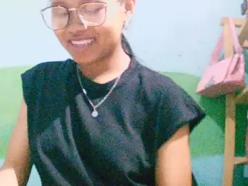 Juliesweety from cam4