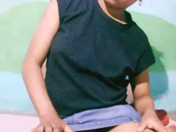 Cam4 Private Sex Chat of Juliesweety